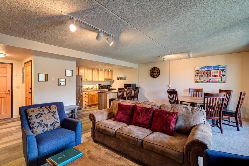 Trails End 501 by Great Western Lodging Apartment in Breckenridge