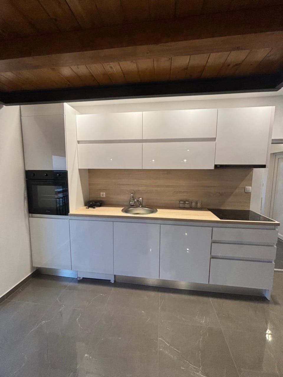 Studio Apartmani Sladakovic Apartment in Šibenik-Knin County, Croatia