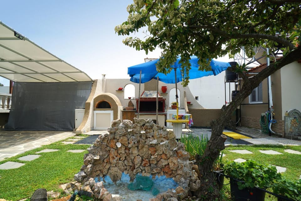 BBQ facilities, Garden
