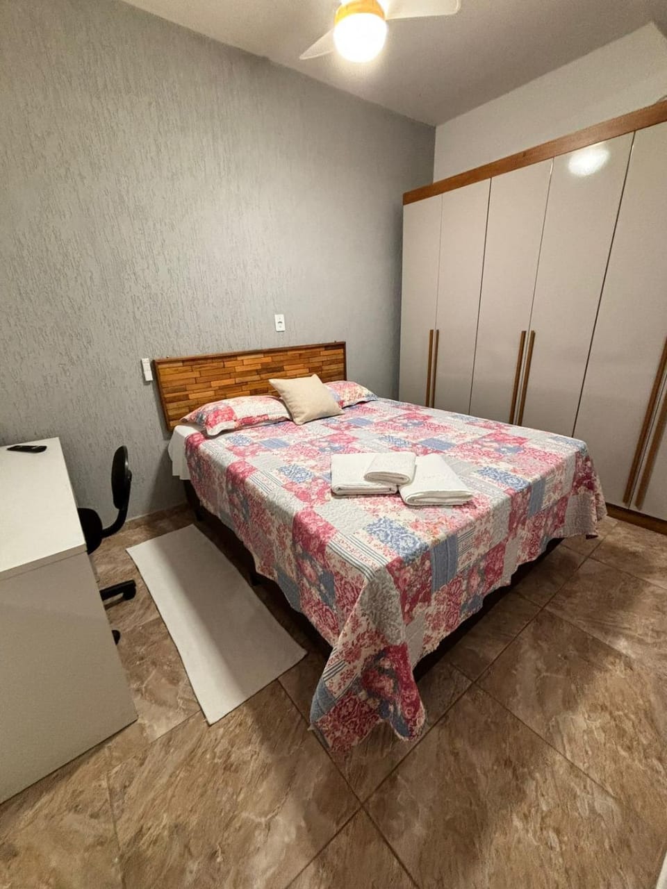Bed, Photo of the whole room, Bedroom, wardrobe