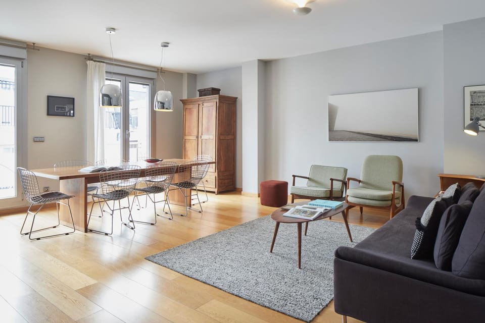Living room, Dining area