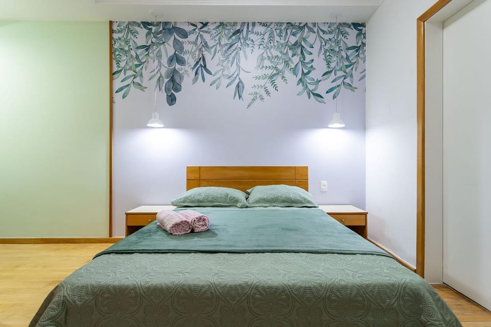 Novo. Vista Lateral para a Praia, 2 ou 3 quartos, wi fi, cozinha completa e ar. Apartment in Rio de Janeiro