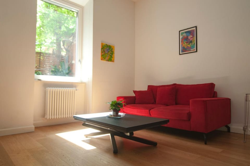 Perfect Hideout in Trastevere Apartment in Rome