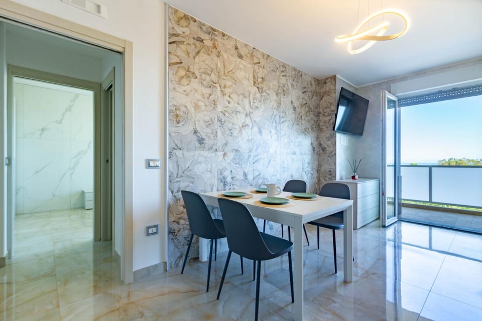 TV and multimedia, Living room, Dining area