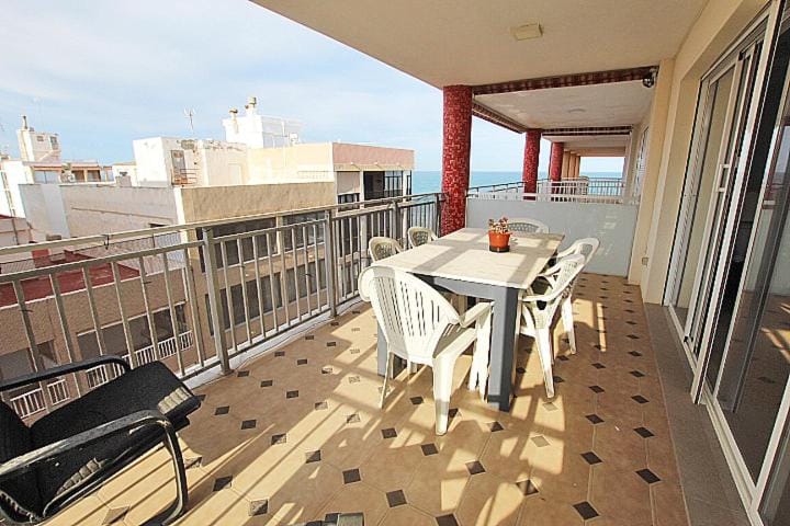 Sun Beach Playa Centro de Guardamar Apartment in Vega Baja del Segura