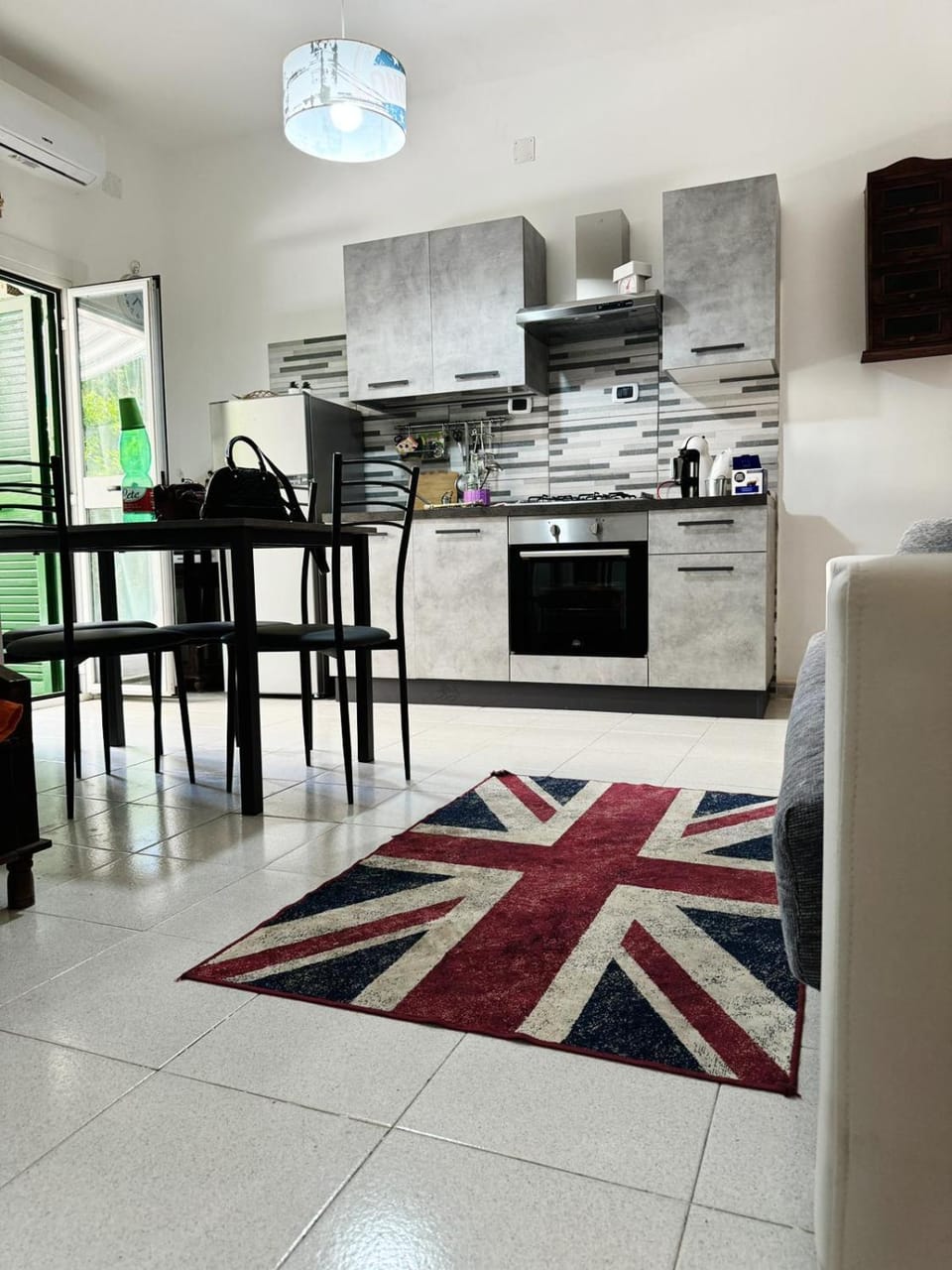 small luxury torvajanica Apartment in Torvaianica