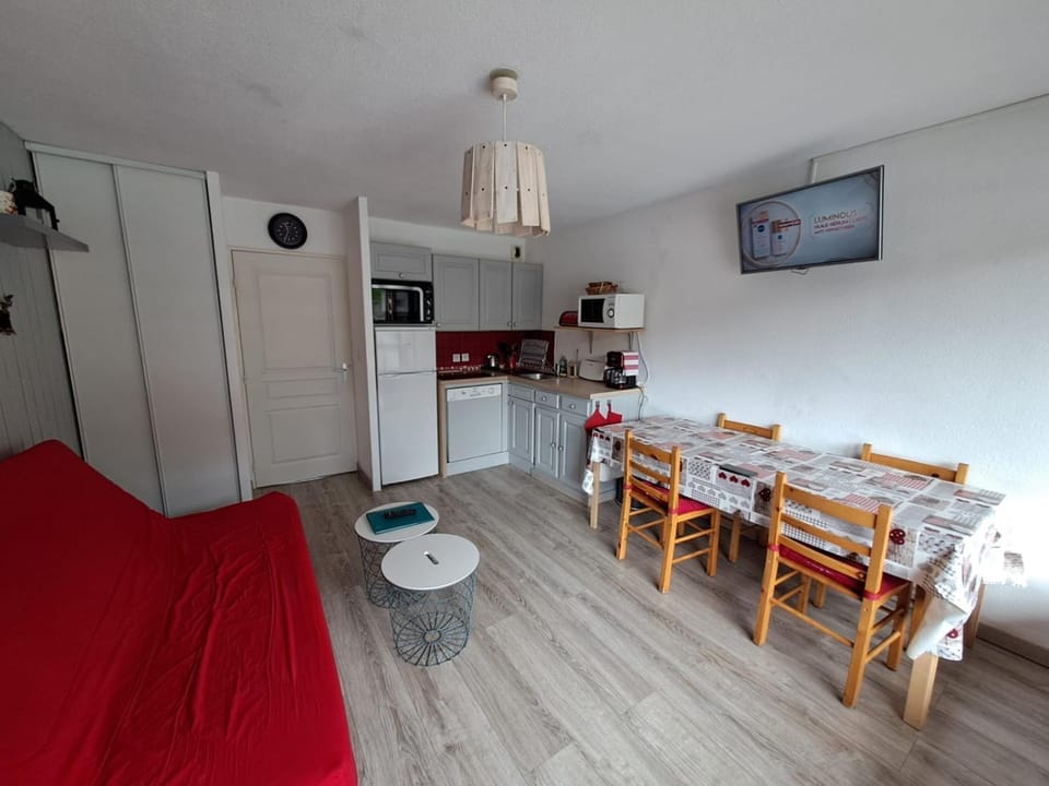 appartement T2 coin montagne Apartment in Provence-Alpes-Côte d'Azur