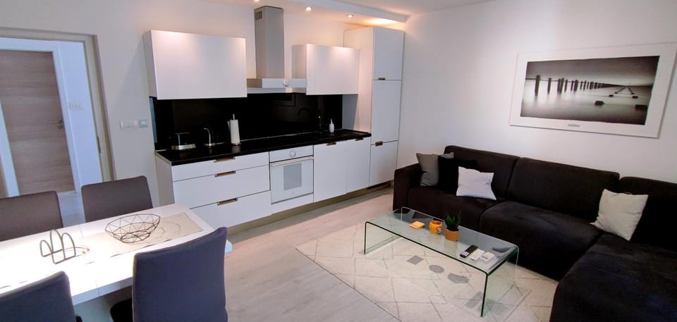 Kitchen or kitchenette, Living room, Dining area