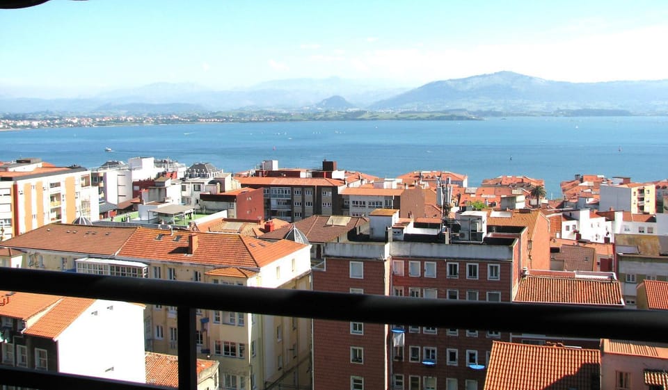 Piso céntrico con vistas al mar Apartment in Santander