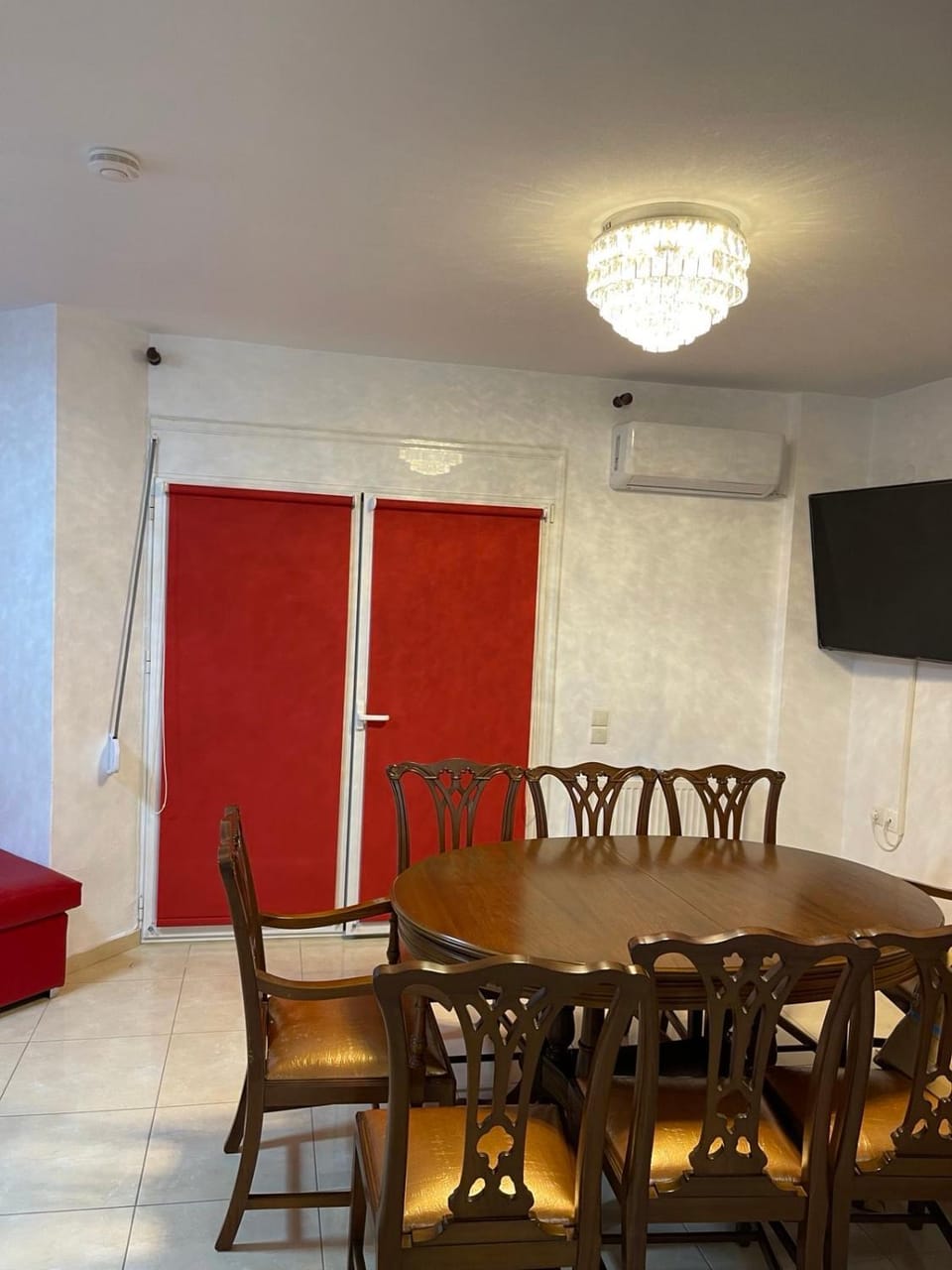 Communal lounge/ TV room, Living room, Seating area, Dining area, Evening entertainment, air conditioner