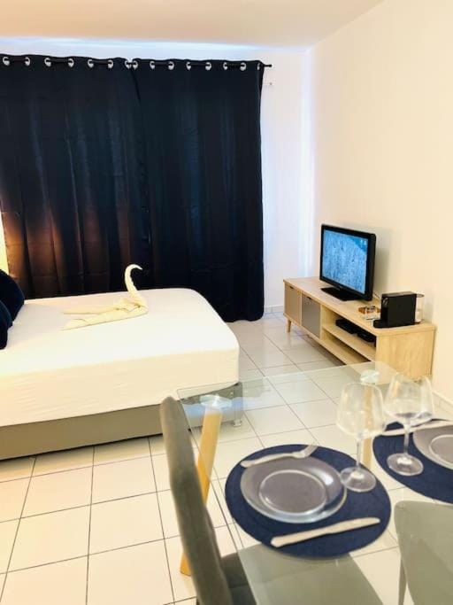 Serenity - Tuit Tuit Apartment in Saint-Denis