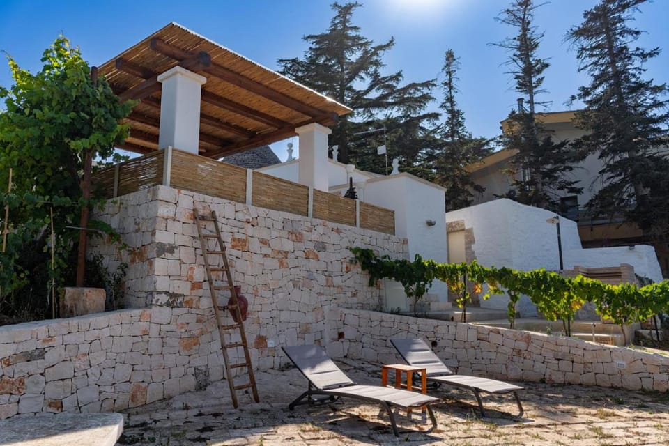 Property building, sunbed