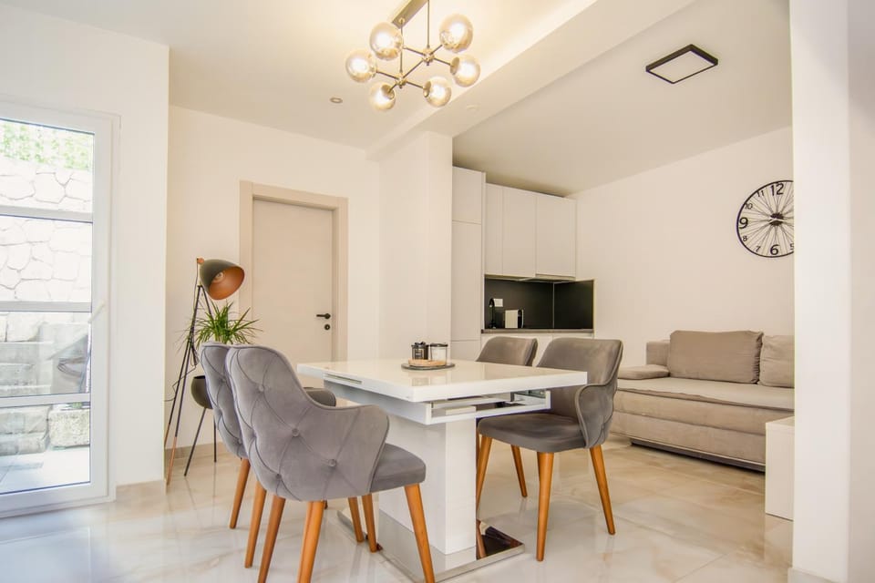 Apartment Kala Two bedroom- with Terrace Apartment in Split-Dalmatia County