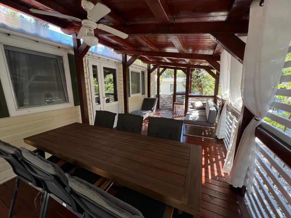 Balcony/Terrace, Seating area, Dining area