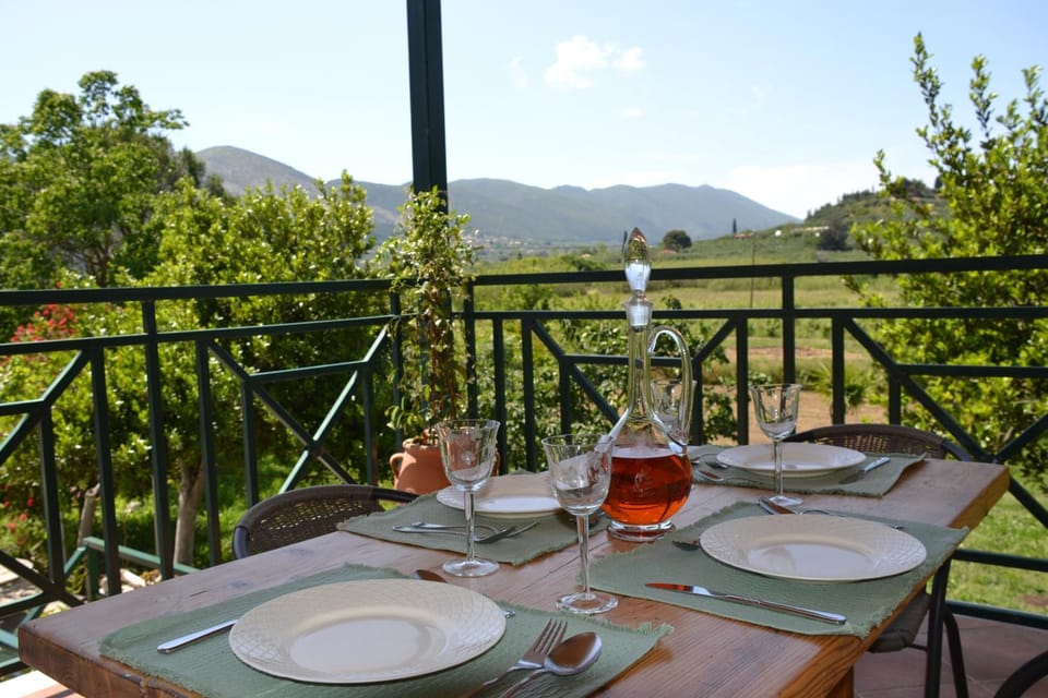 Spring, View (from property/room), Balcony/Terrace, Dining area