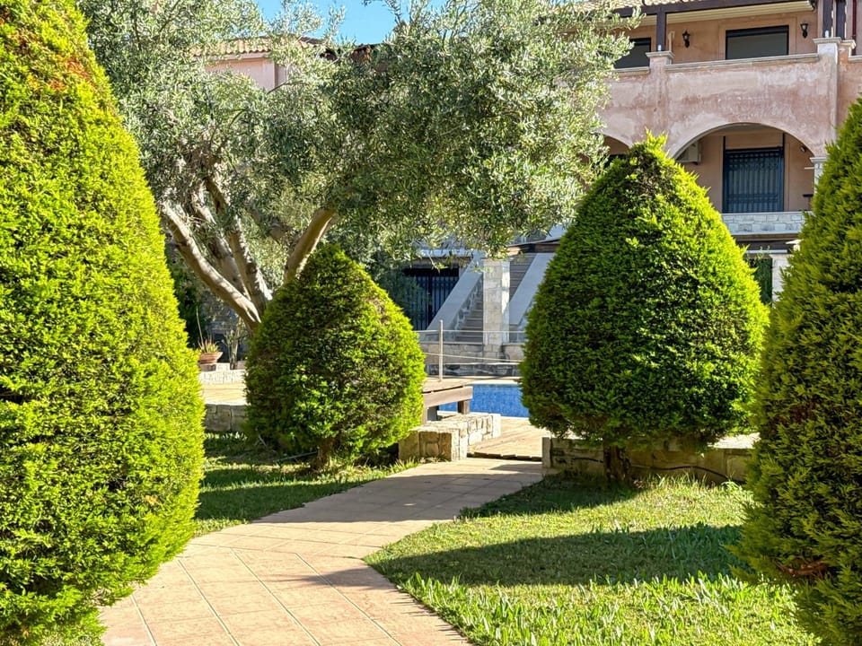 Natural landscape, Garden