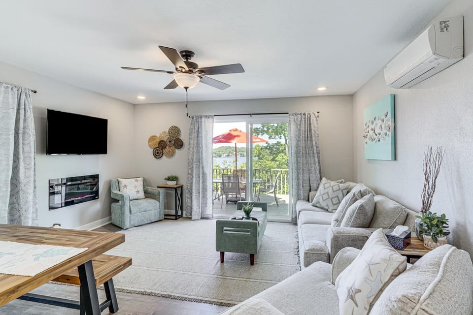 Lake Views: Osage Beach Home w/ Gas Grill! House in Lake of the Ozarks