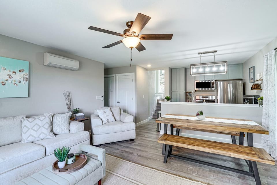 Lake Views: Osage Beach Home w/ Gas Grill! House in Lake of the Ozarks