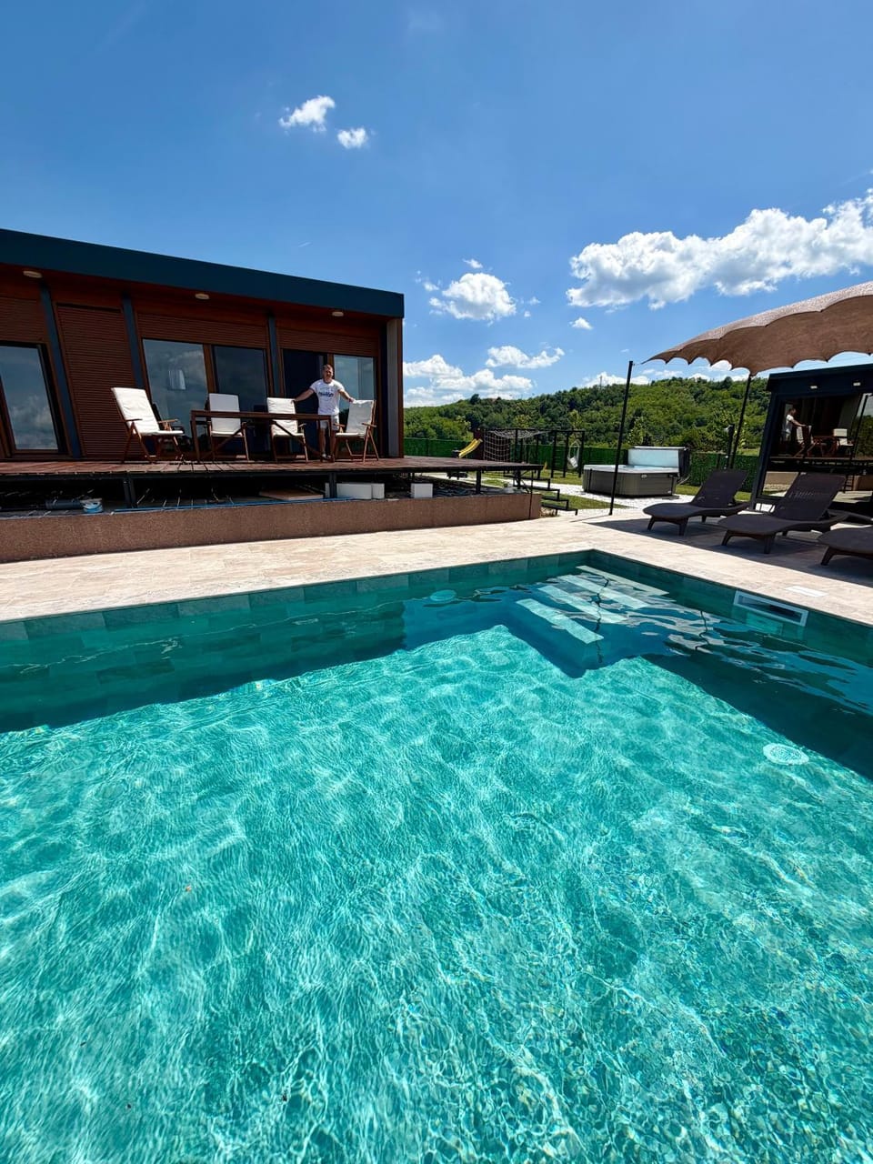 Day, Swimming pool, sunbed