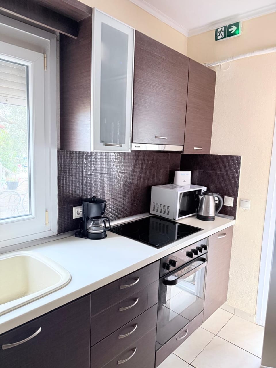 Coffee/tea facilities, Kitchen or kitchenette, toaster