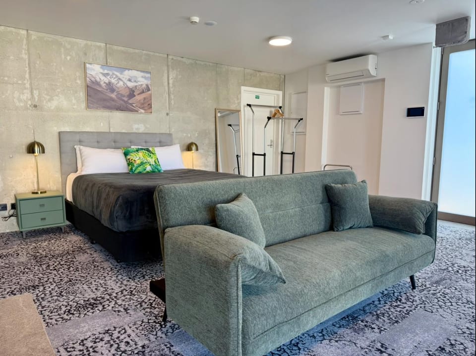 Living room, Bedroom