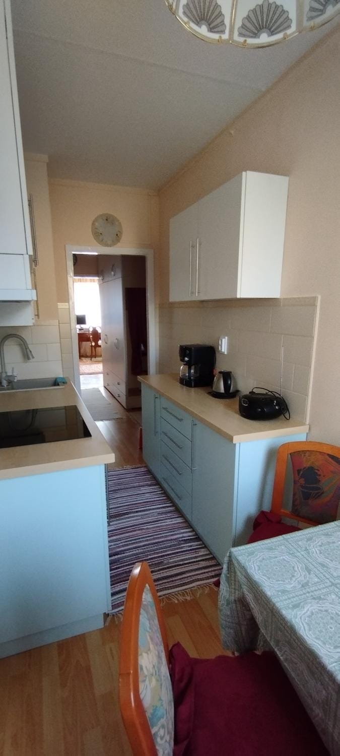 Coffee/tea facilities, Kitchen or kitchenette, pet friendly, stove