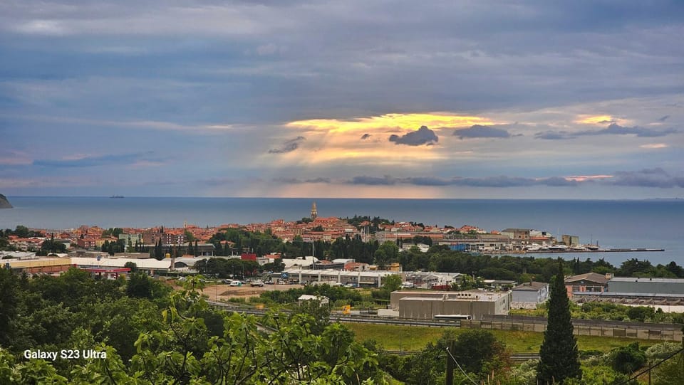 Day, Natural landscape, City view, Sunset