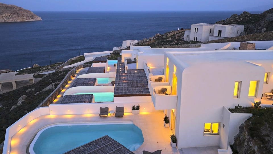 Property building, Sea view