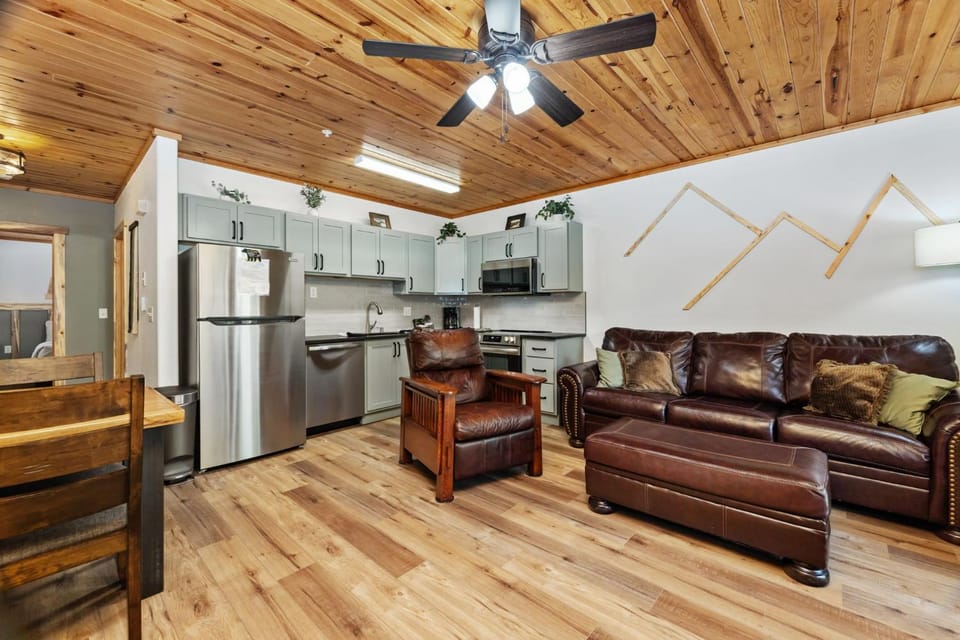 Bugle Pointe B12 by Estes Park Condos Apartment in Estes Park