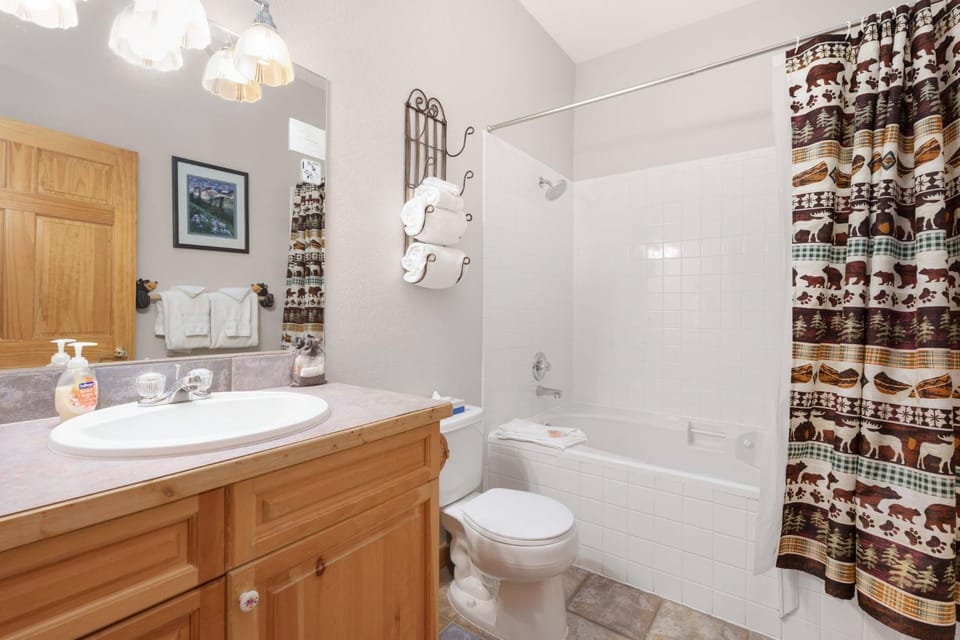 Bugle Pointe A16 by Estes Park Condos Apartment in Estes Park