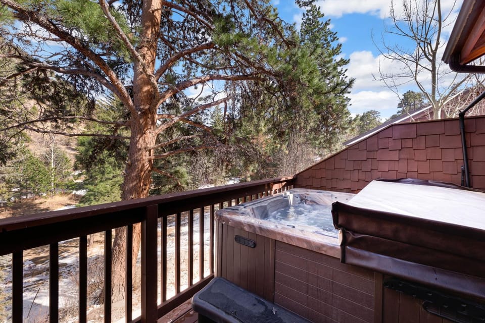 Bugle Pointe B15 by Estes Park Condos Apartment in Estes Park