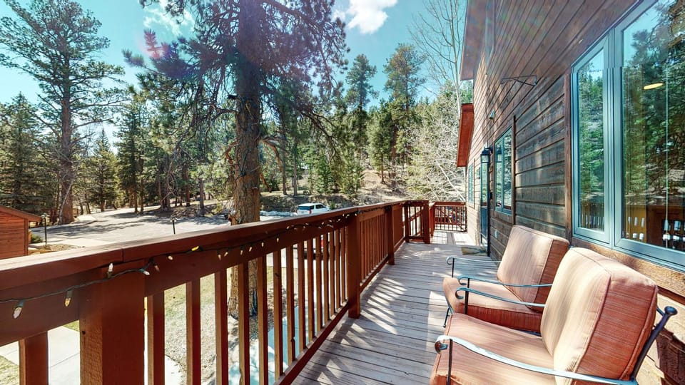 Bugle Pointe A04 by Estes Park Condos Apartment in Estes Park