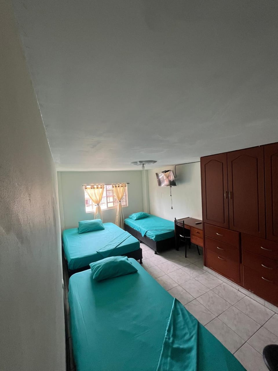 Hostal Jireth Bed and Breakfast in Floridablanca