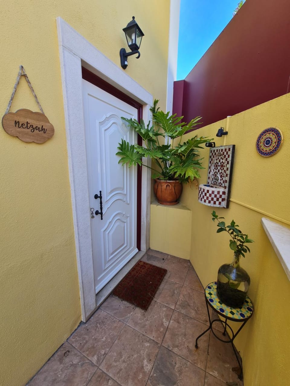 Property building, Facade/entrance