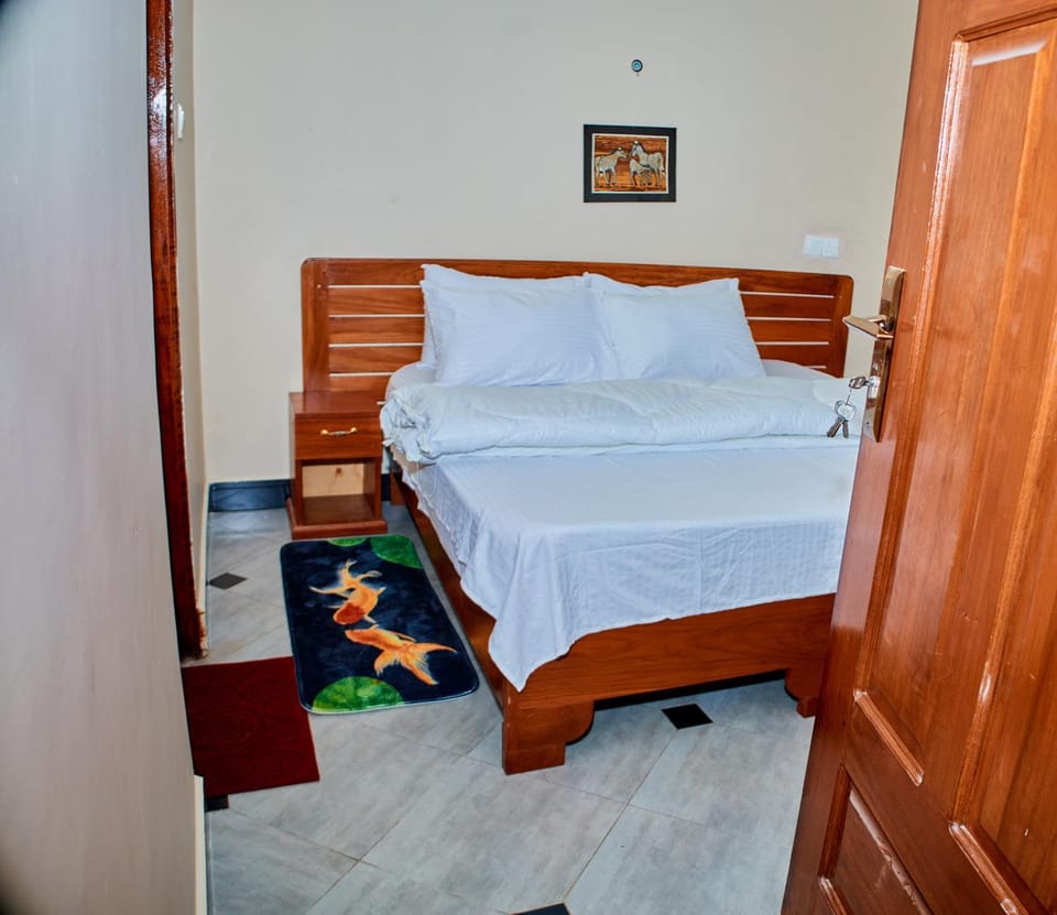 Bed, Bedroom, towels, wardrobe