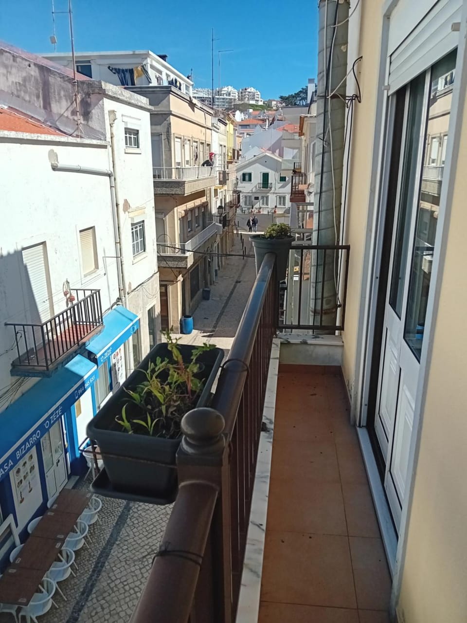 View (from property/room), Balcony/Terrace, Street view