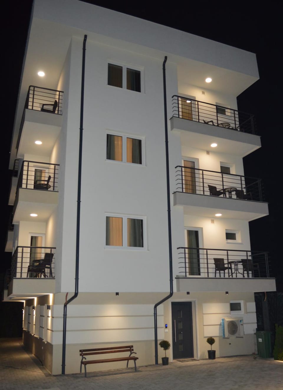 Property building, Night, Balcony/Terrace