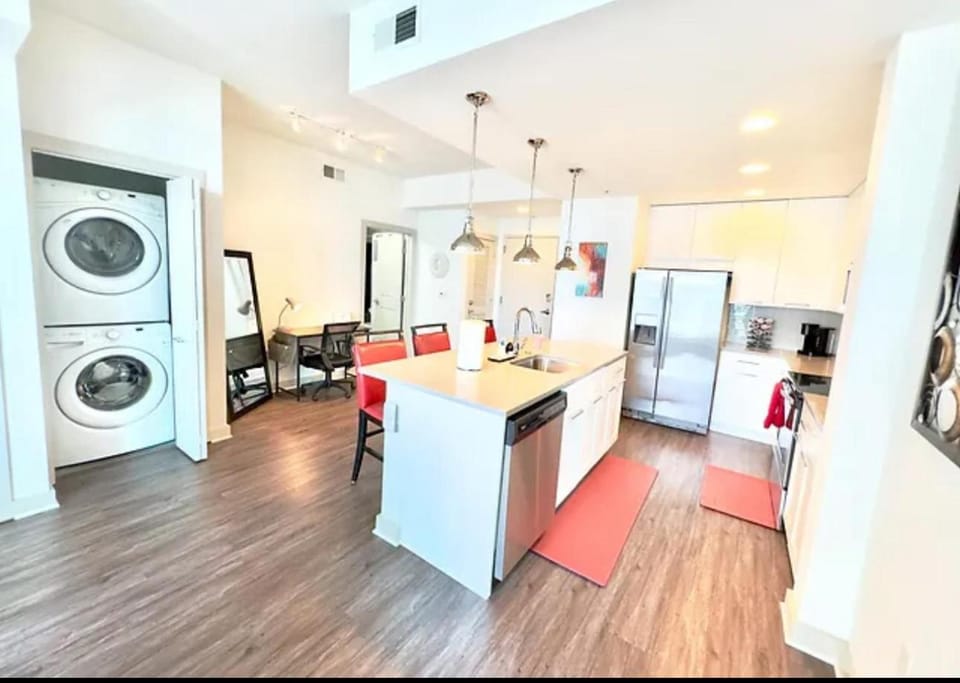 Ruby Retreat Elegance & Comfort Pool Workout Apartment in Buckhead