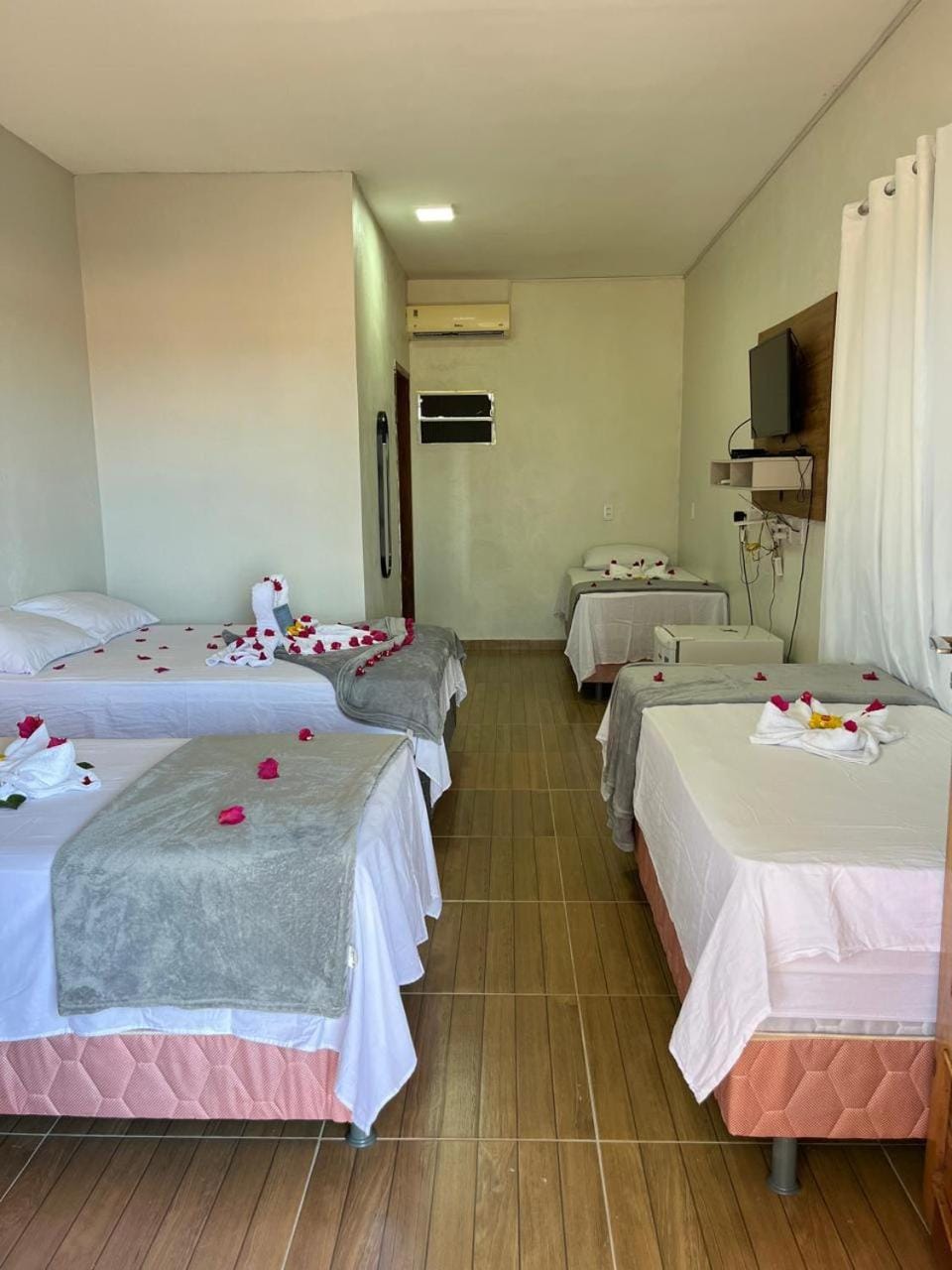 Bed, Photo of the whole room, Bedroom, towels, air conditioner