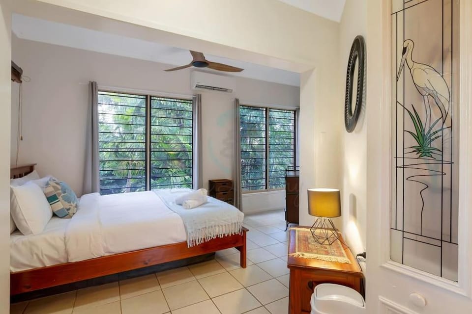 Zen Serene Seascape - Family Pool - BBQ - Markets Apartment in Darwin