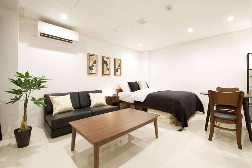 プロスパービル 2B Apartment in Naha