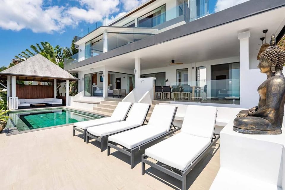 Serene Escape Balcony Villa in Chaweng KBR20 Villa in Ko Samui
