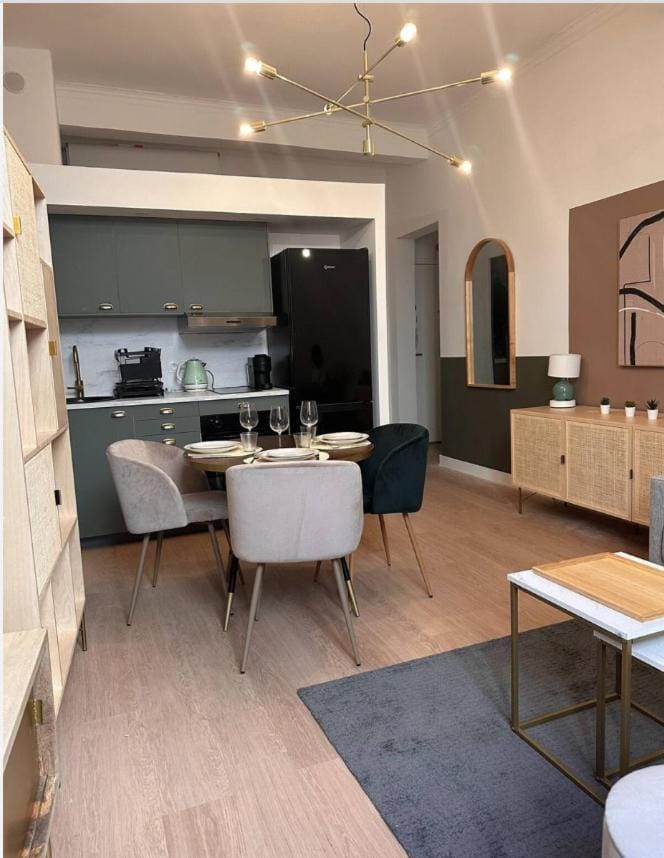 Appartement à deux pas des arènes de Nîmes Apartment in Nimes