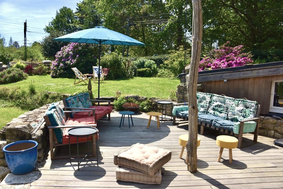 Patio, Garden, Garden view, sunbed