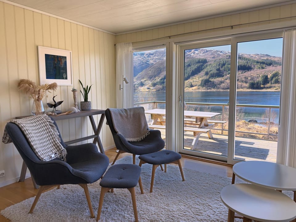 Day, View (from property/room), Living room, Mountain view, Sea view