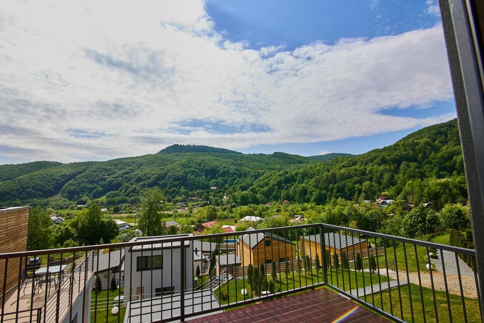Day, Natural landscape, View (from property/room), Balcony/Terrace, Mountain view