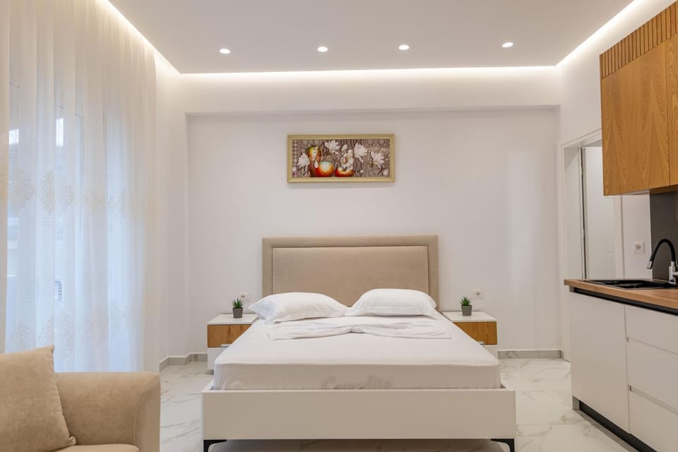 Bed, Kitchen or kitchenette, Photo of the whole room