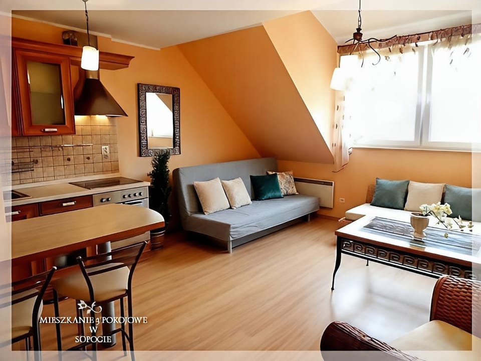 TylkoSopot - Mieszkanie Bałtyk- 400 metrów od morza- garaż Apartment in Sopot