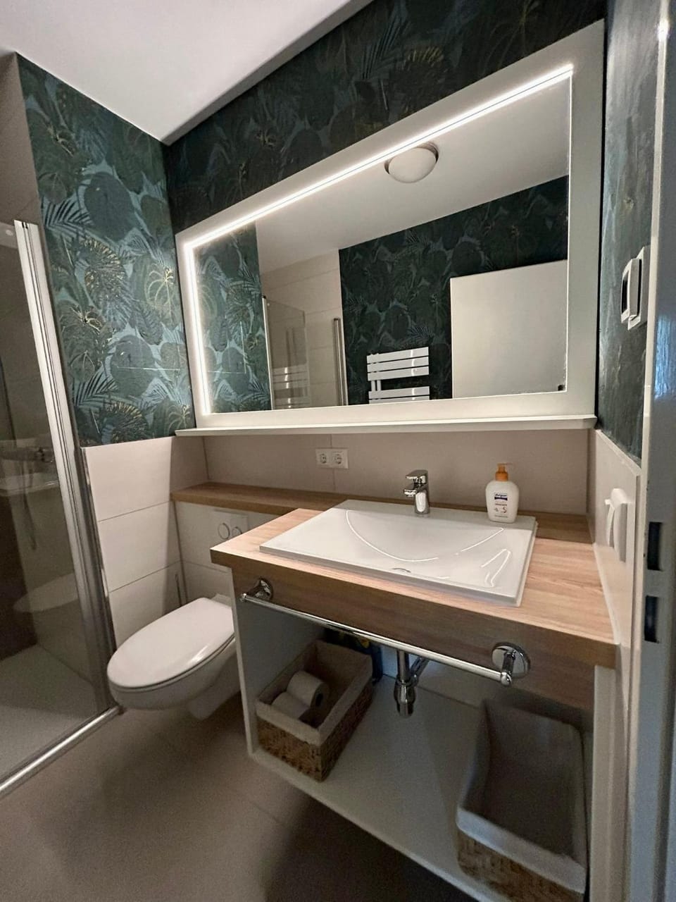 Shower, Bathroom