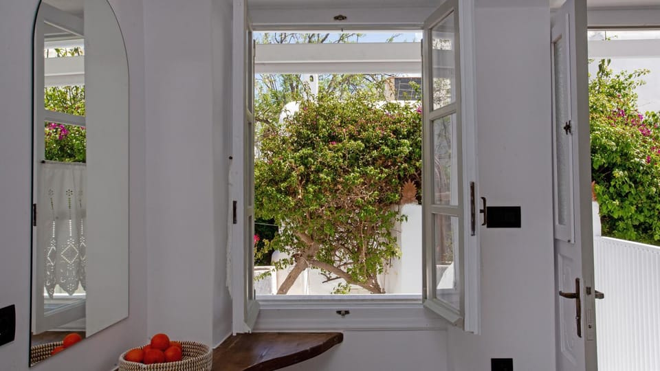 Patio, Spring, Day, Garden, View (from property/room), Balcony/Terrace, Garden view